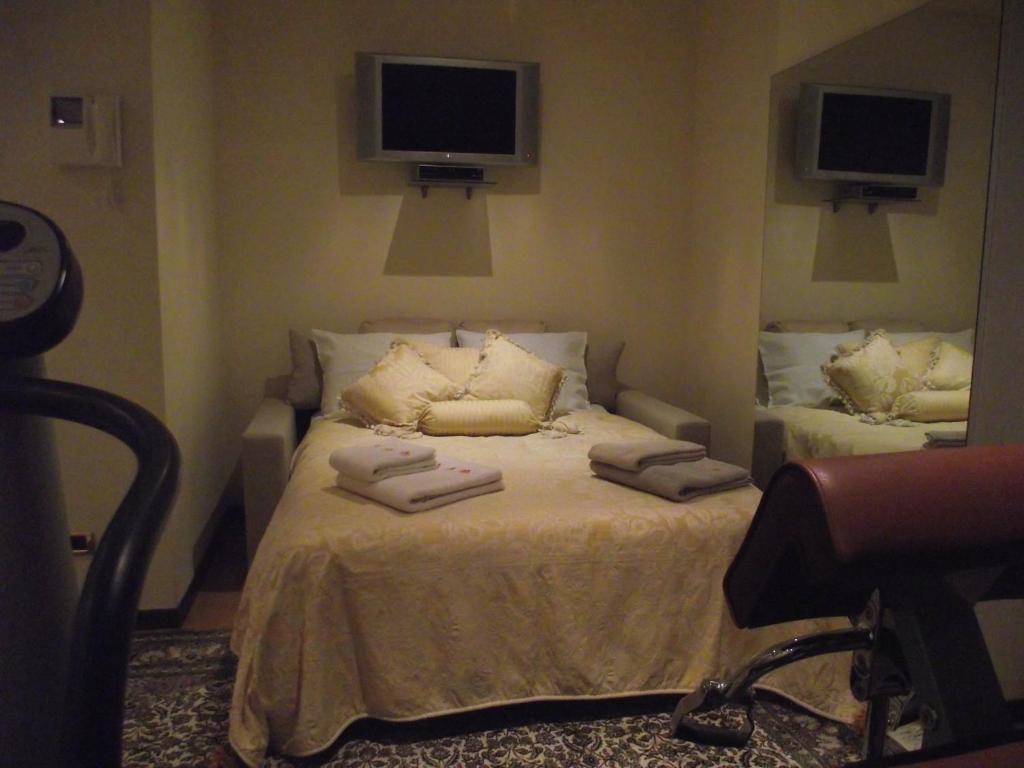Villa Castiglioni Apartment Laglio Bagian luar foto
